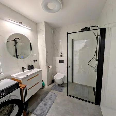 Apartamenty Przy Parku Swietlikow Wroclaw Exterior photo