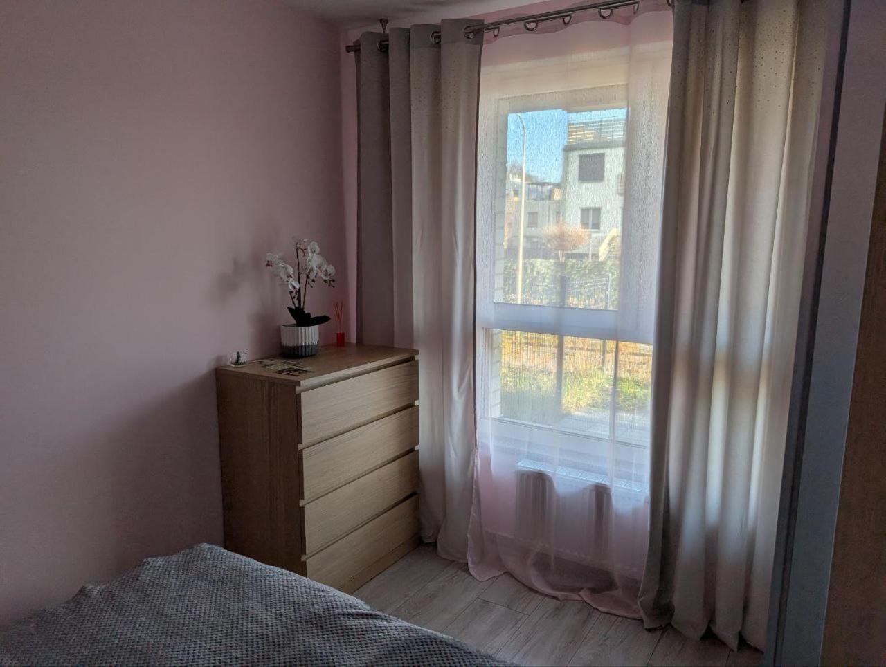 Przy Parku Swietlikow Apartment Wroclaw